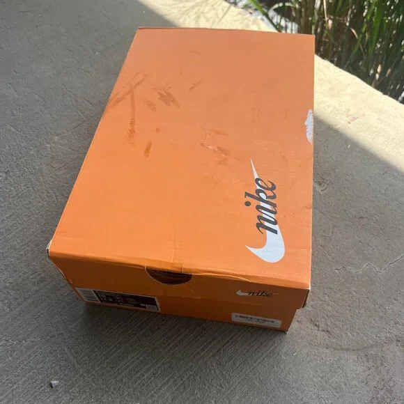 Men's Nike Blazer Mid '77 Vnt size 10 - Asparagus/Bone - Picture 9 of 10